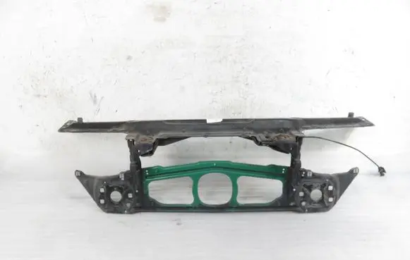 BMW 3 E46 Radiator support slam panel bracket 