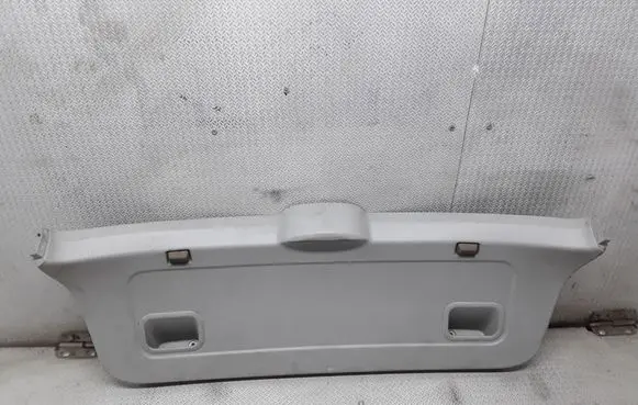 KIA Cerato Tailgate trim