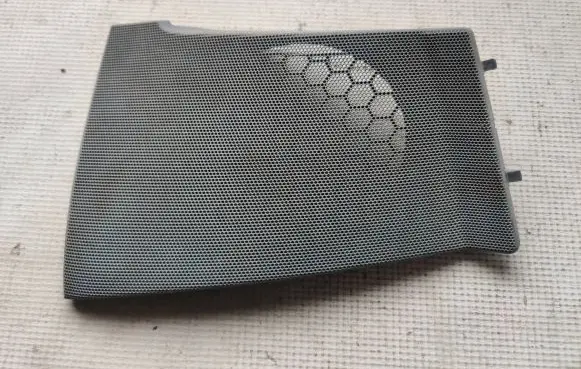 Volkswagen II LT Front door speaker cover trim 9016890108