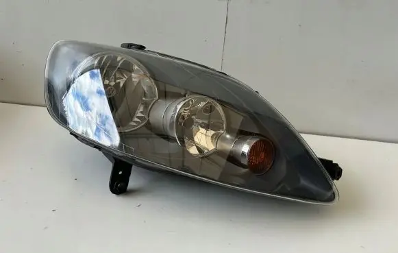 Volkswagen Golf Plus Headlight/headlamp 5M1941006
