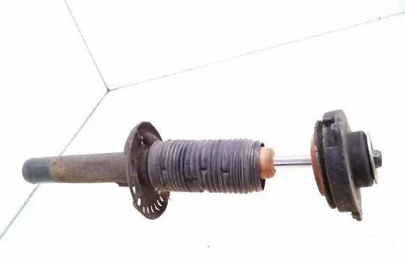 Audi A3 S3 A3 Sportback 8P Front shock absorber/damper