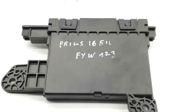 Toyota Prius (XW50) Other devices 8865047360