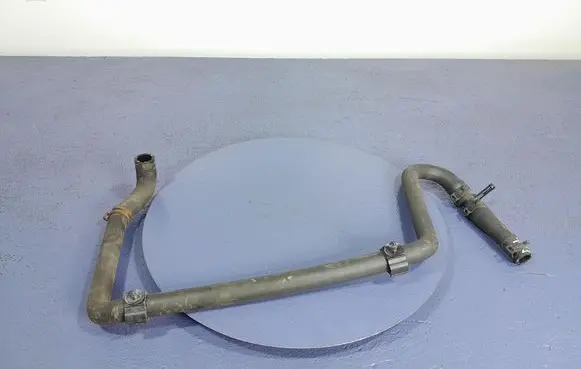 Engine coolant pipe/hose