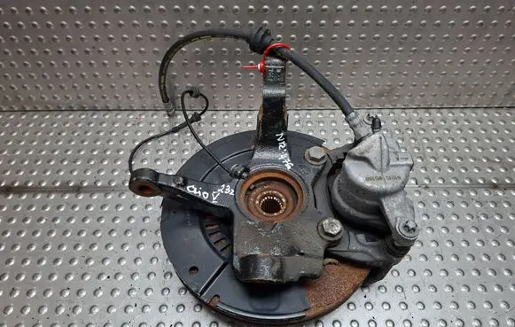 Front wheel hub spindle knuckle