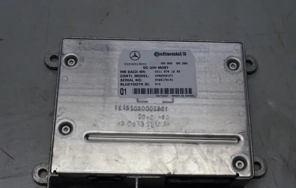 Mercedes-Benz CLS C219 Bluetooth control unit module 2118701885 A2118701885