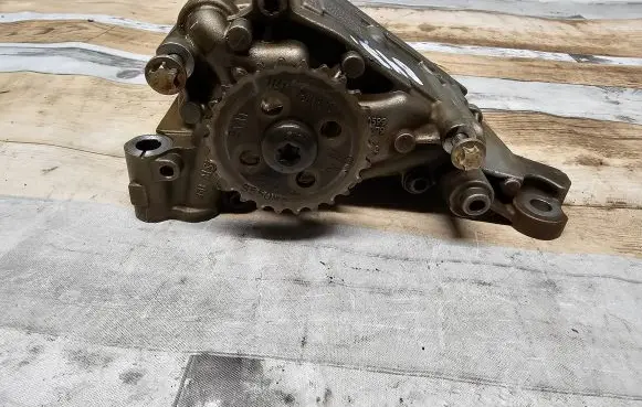 BMW 5 GT F07 Oil pump 1141751987005