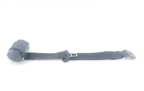 Rear seatbelt
