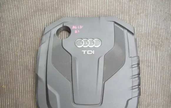 Audi A6 S6 C7 4G Engine cover (trim) 04L103925AL