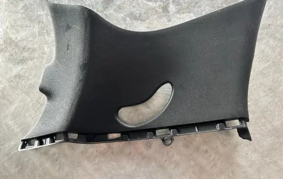 Nissan Juke I F15 (C) pillar trim 769351KB0A