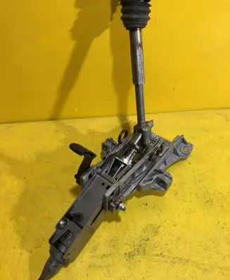 Ford Focus Steering wheel axle set RZ2R6P3