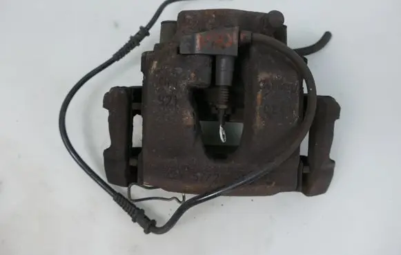 Mercedes-Benz SLK R170 Front brake caliper