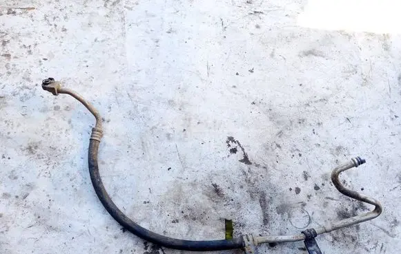 Toyota Corolla Verso AR10 Air conditioning (A/C) pipe/hose 