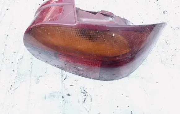 Ford Mondeo MK I Rear/tail lights 93bg13n004cb