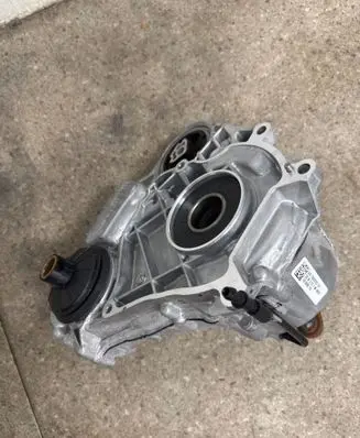 BMW X7 G07 Gearbox transfer box case 7889767 ATC13-1 9847756