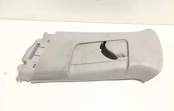 Toyota Highlander XU70 (B) pillar trim (top) 624200E090 624200F090