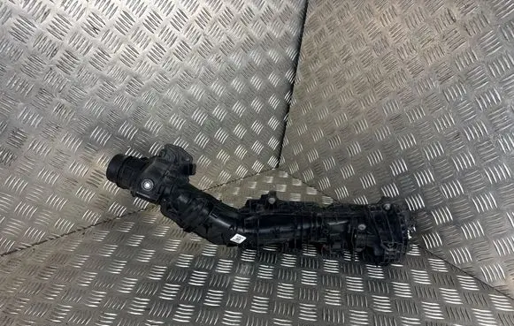 BMW 2 F45 Intake manifold 8513653 8512452