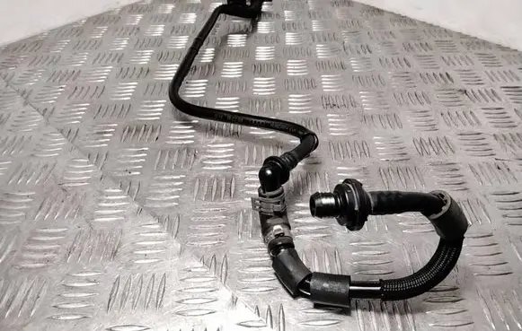Audi A6 S6 C6 4F Vacuum line/pipe/hose 06E133773Q