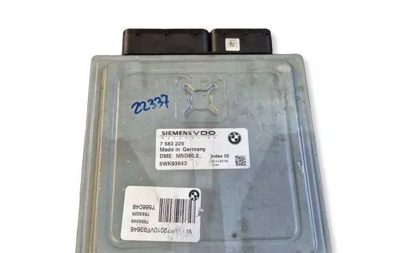 BMW 5 F10 F11 Engine control unit/module 7583225 5WK93643