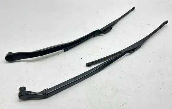 Dodge Durango III Windshield/front glass wiper blade 68194929AA 68194928AA WBF00021AB