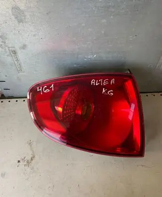 Seat Altea Rear/tail lights 5P0945111b 5P0945111