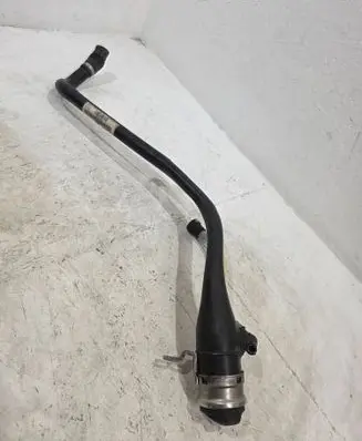 BMW M5 F90 Fuel tank filler neck pipe R2228430204 1018026007