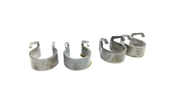 Volkswagen Tiguan Allspace Fuel Injector clamp holder 06J133036A