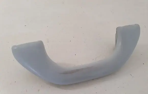 Volkswagen PASSAT B6 Front interior roof grab handle