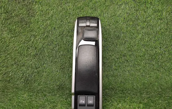 Lexus GS 250 350 300H 450H Gear shifter surround trim plastic 2372400261