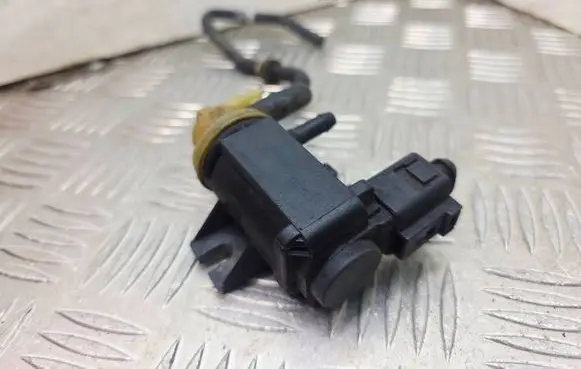 Seat Leon (5F) Turbo solenoid valve 1K0906627B