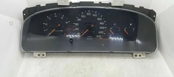 Mazda 626 Speedometer (instrument cluster) KM177790