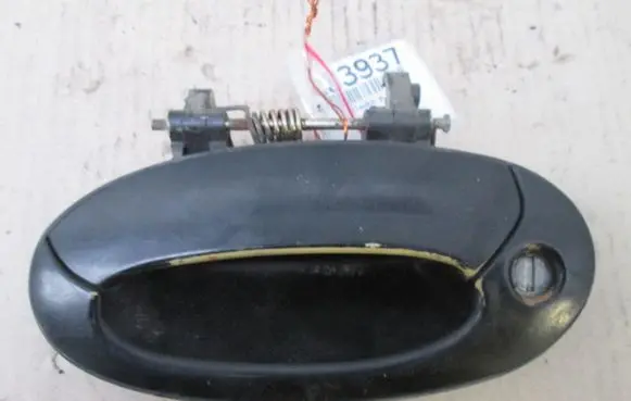 Hyundai Elantra Front door exterior handle