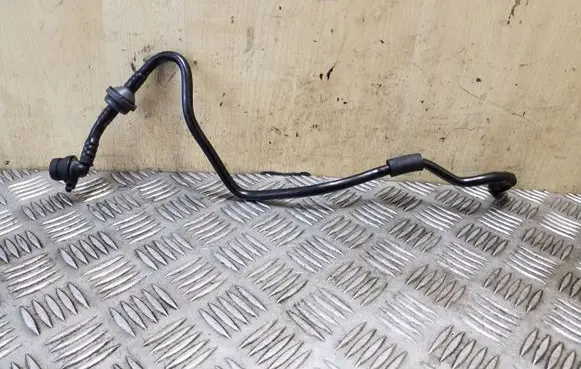 Volkswagen PASSAT B8 Vacuum line/pipe/hose 5Q0612041AE