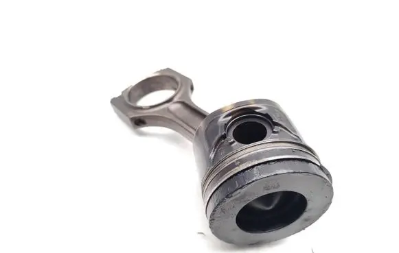 BMW 5 F10 F11 Piston with connecting rod N47D20C