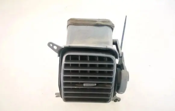 Mitsubishi Space Star Dash center air vent grill mr772176