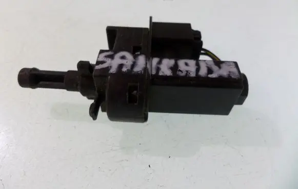 Clutch pedal sensor
