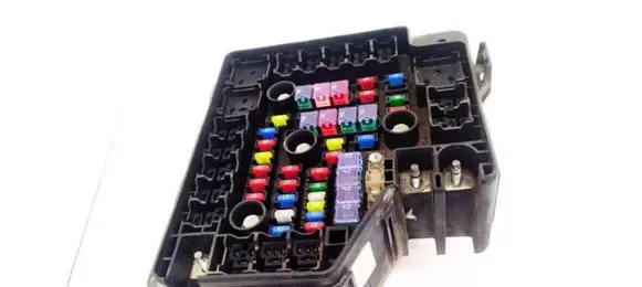 Fuse box set