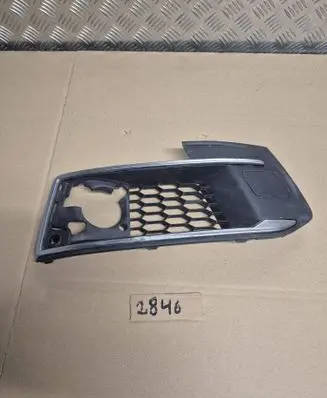 Audi Q7 4M Front bumper lower grill 4M0807682