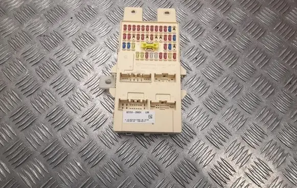 SsangYong Tivoli Fuse box set 8215335031