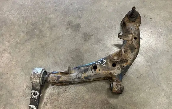 Nissan Primera Front control arm