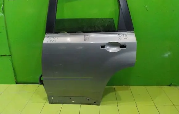 Nissan X-Trail T31 Rear door 