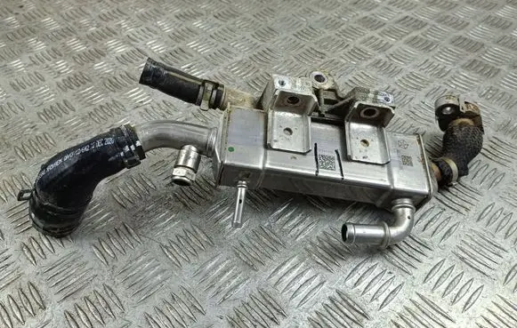 Jeep Grand Cherokee EGR valve cooler 05281255AK