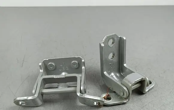 Mitsubishi Outlander IV Rear door hinge set 