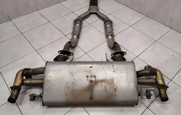 Aston Martin Vantage III Muffler/silencer BG335230AC