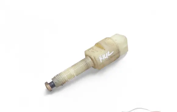 Audi A8 S8 D2 4D Brake pedal sensor switch