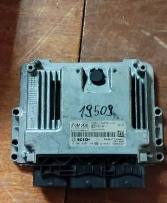 Ford Fiesta Engine control unit/module BV2112A650ACD 0281019144