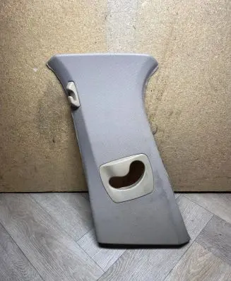 BMW 5 F10 F11 (B) pillar trim (top) 9116349