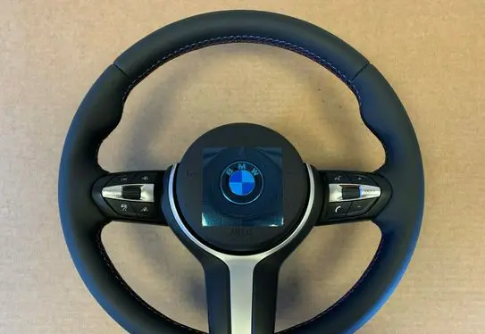 BMW X4 F26 Steering wheel 32307847455 32307848339