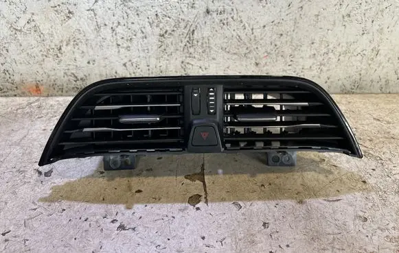 Ford Kuga III Dash center air vent grill 03132020 2007328 19K617