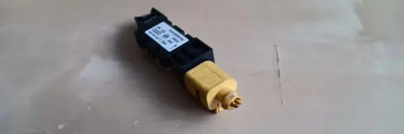 Audi A6 S6 C5 4B Airbag deployment crash/impact sensor 4B0959643E 230603 0232H0KMQ0VL