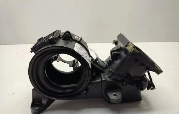 Mercedes-Benz ML W164 Interior heater climate box assembly housing 982748L 9827L690J 982747R